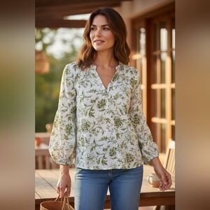 Floral Green and White Women's Top